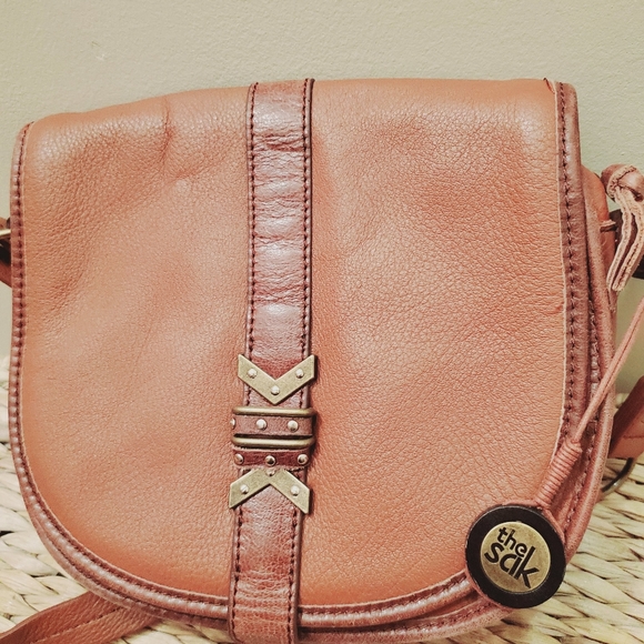 The Sak crossbody handbag, brown, leather zipper opening - Picture 10 of 15